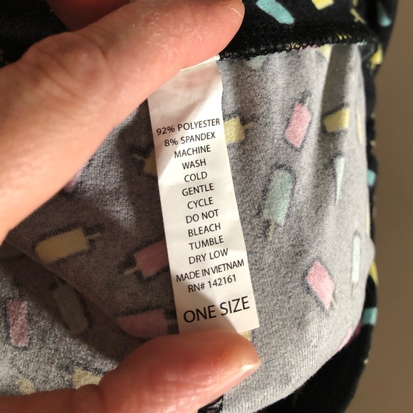 Adorable and Super Soft “Popsicle” Leggings - Picture 4 of 4